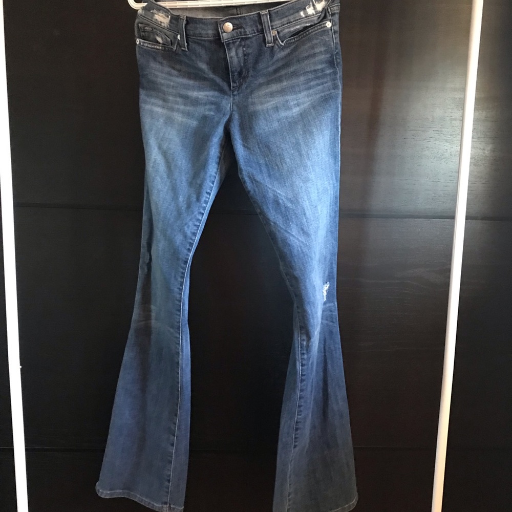 Joe’s Straight leg jeans